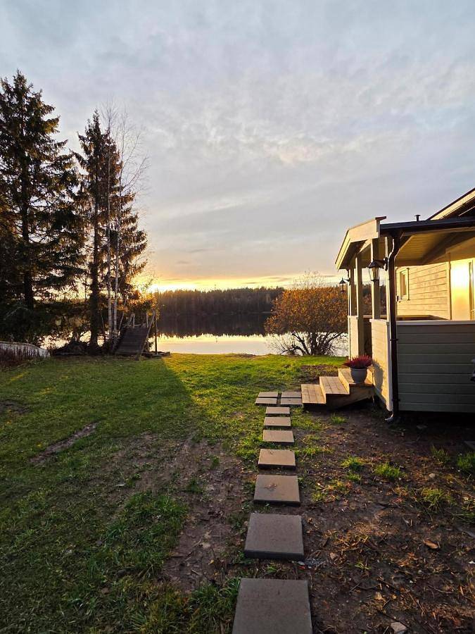Ferienhaus für 6 Personen, mit Seeblick und Garten sowie Ausblick - 1