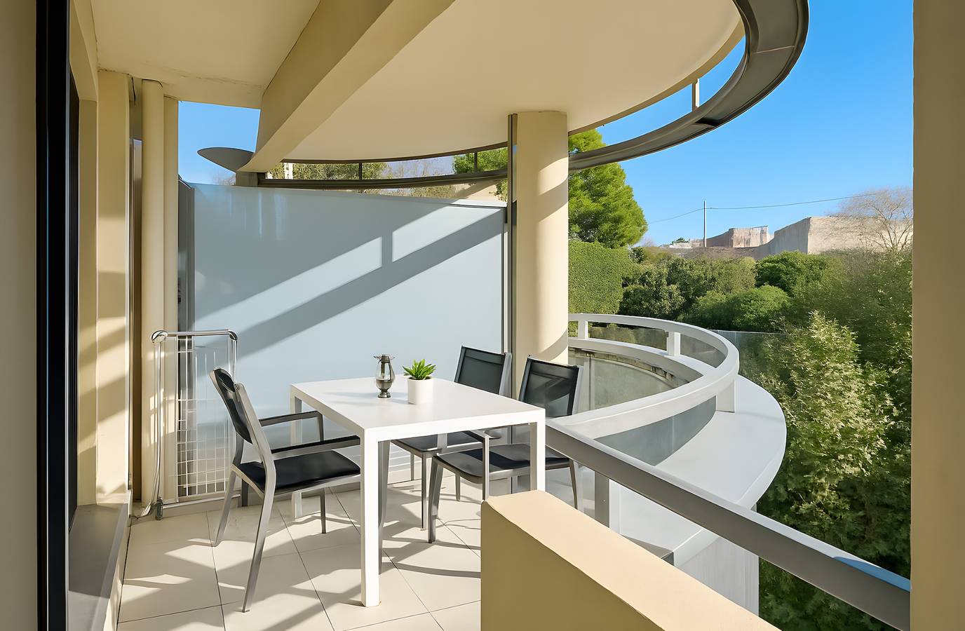 Apartamento entero, Apartamento 'De Standing Avignon' con Wi-Fi y Aire Acondicionado in Aviñón, Vaucluse