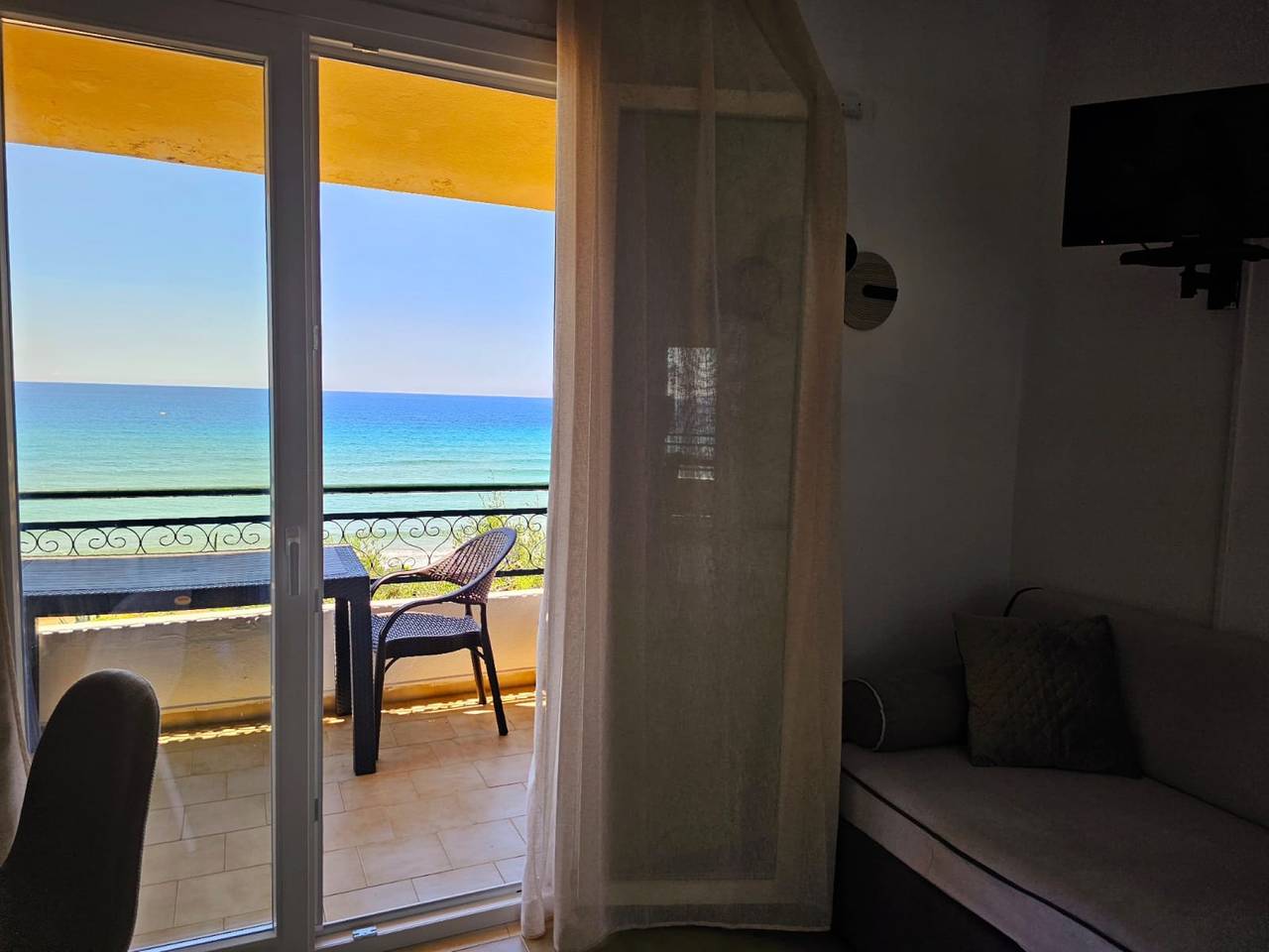 Ολόκληρο το διαμέρισμα, Corfu Glyfada Menigos Resort 25 in Γλυφάδα (Κέρκυρα), Κέρκυρα