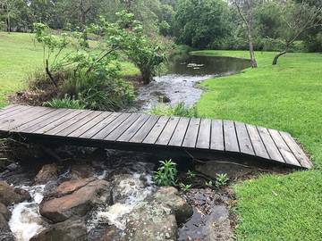 Cabin Rentals And Lodges for 15 Guests in Sunshine Coast, Picture 4