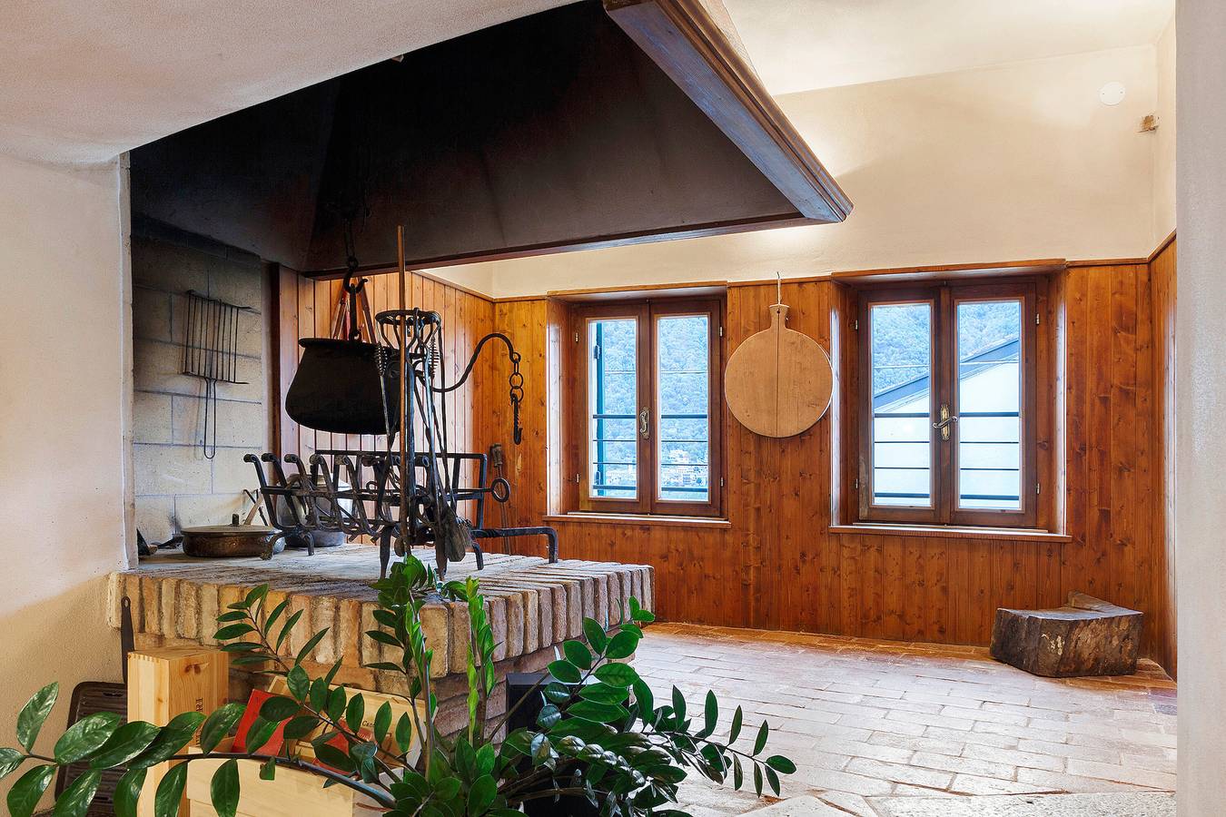 Villa 'Il Cortivo 81' con vistas al lago, Wi-Fi y aire acondicionado in Tarzo, Carnic Prealps