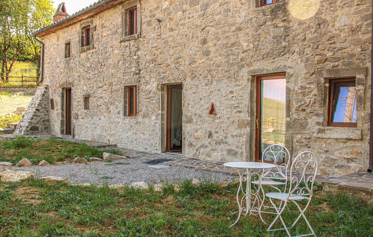 Ganze Ferienwohnung, Gemütliches Apartment mit Garten und Parkplatz 1,5 km vom Fluss entfernt in Arcidosso, Grosseto Provinz