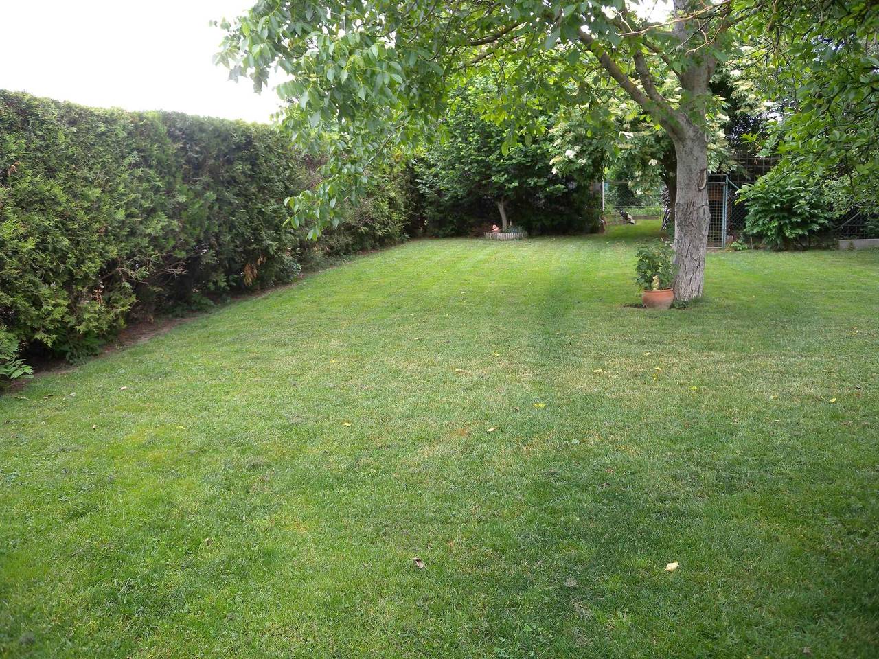 Apartamento vacacional entero, Apartamento de vacaciones con columpio, arenero y piscina infantil in Balatonszentgyörgy, Orilla sur del lago Balaton