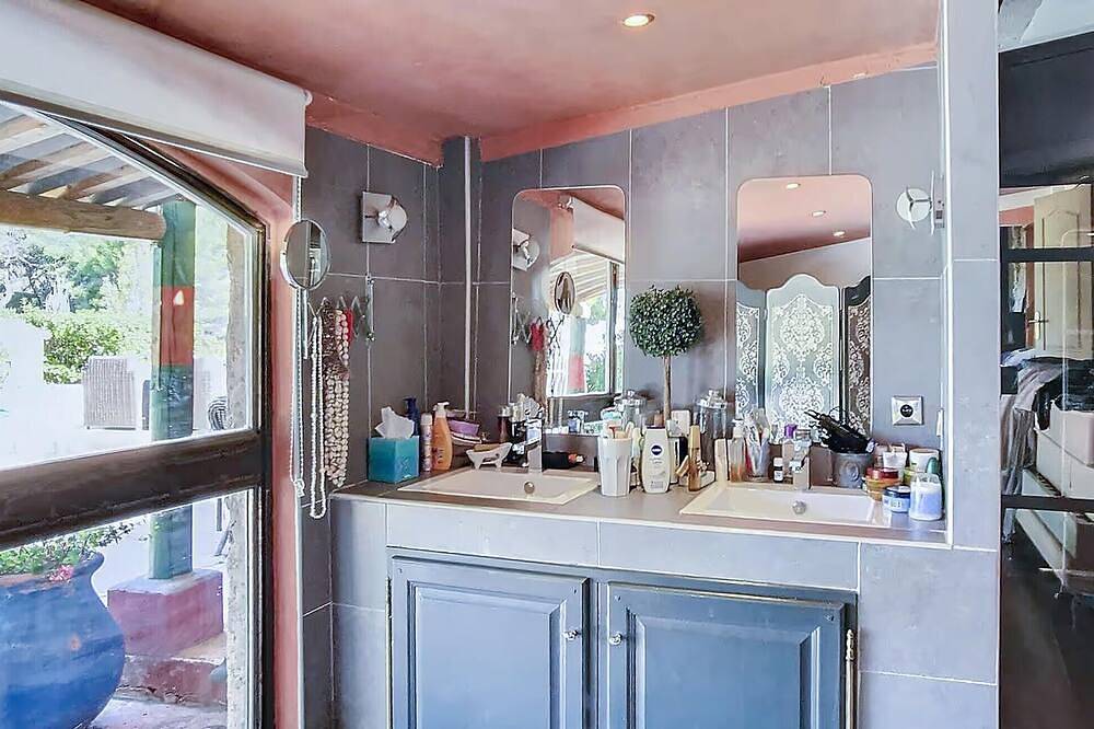 Maison confortable avec sauna au Beausset in Le Beausset, Côte méditerranéenne (France)