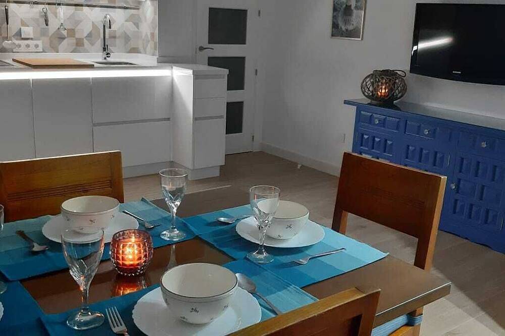 Apartamento entero, Lujoso apartamentos frente al mar, Cádiz. Preciosas vistas a un paso de la playa in Valdelagrana, El Puerto de Santa María