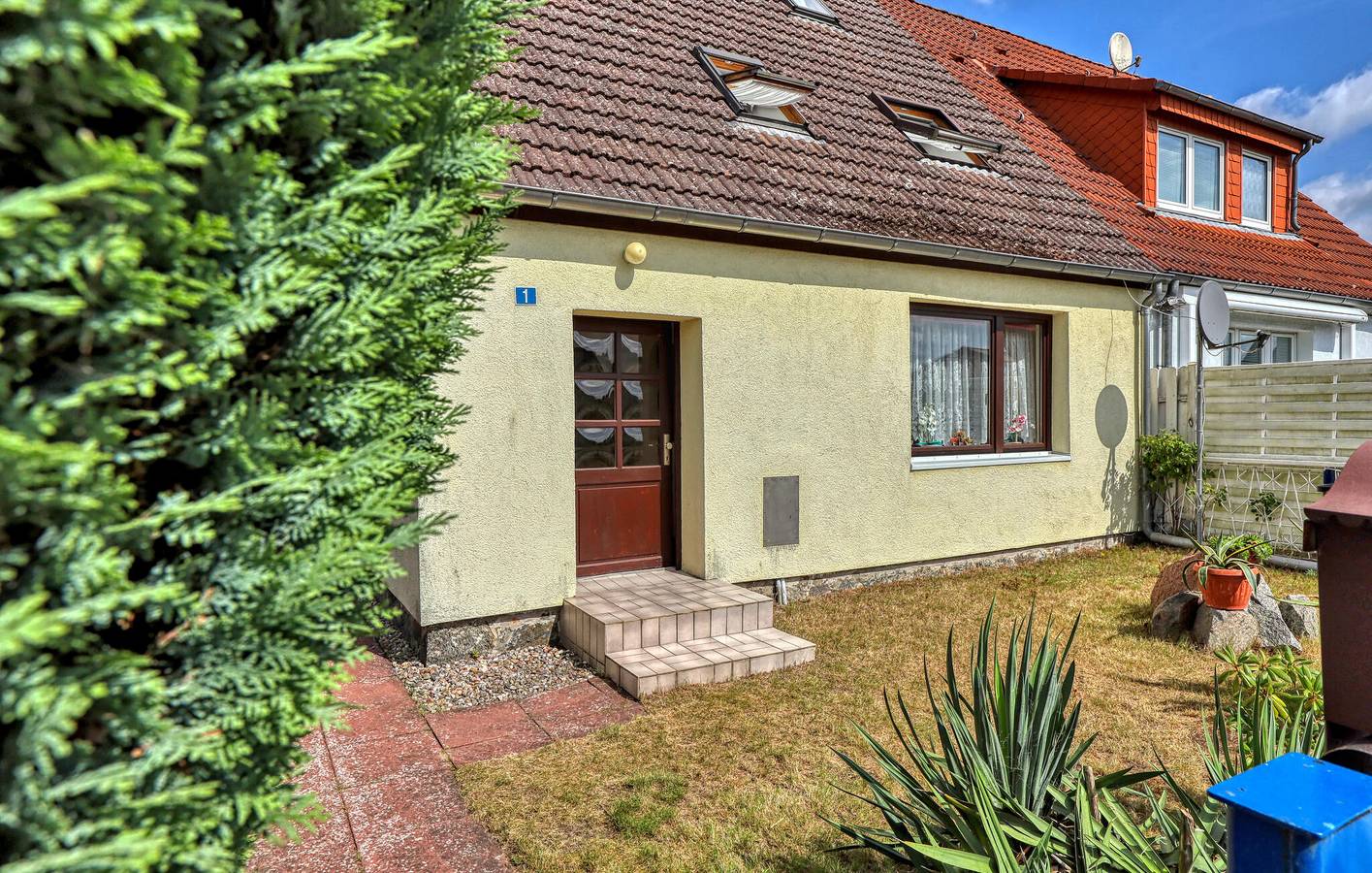 Appartement de vacances entier, Appartement confortable à Strasen : Télévision par câble, Parking, Terrasse, Jardin - Près du centre ville et du lac in Strasen, Wesenberg