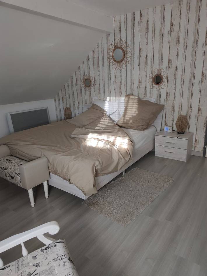 Cottage pour 2 personnes, avec jacuzzi et jardin dans Autechaux