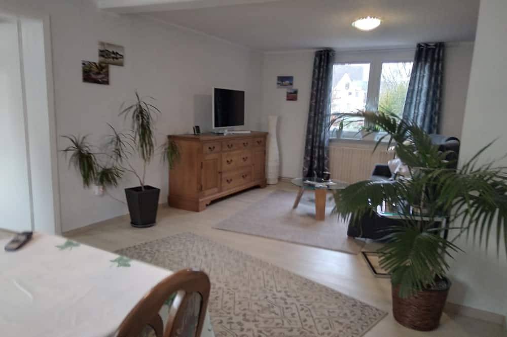 Ganze Wohnung, Ferienwohnung im schönen Weserbergland - Höxter, Lüchtringen in Höxter, Kreis Höxter