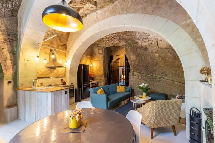 Location de vacances pour 5 personnes, avec jacuzzi et jardin à Doué-la-Fontaine - 2