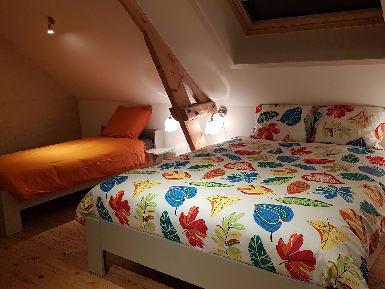 Casa de vacaciones con estanque en Poperinge in Roesbrugge-Haringe, Poperinge