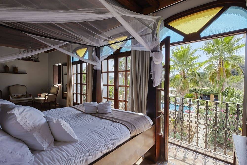 Autentica Villa Ibicenca Entre Las Montañas, A 10 Min De La Playa. in San Miguel de Balansat, San Juan Bautista