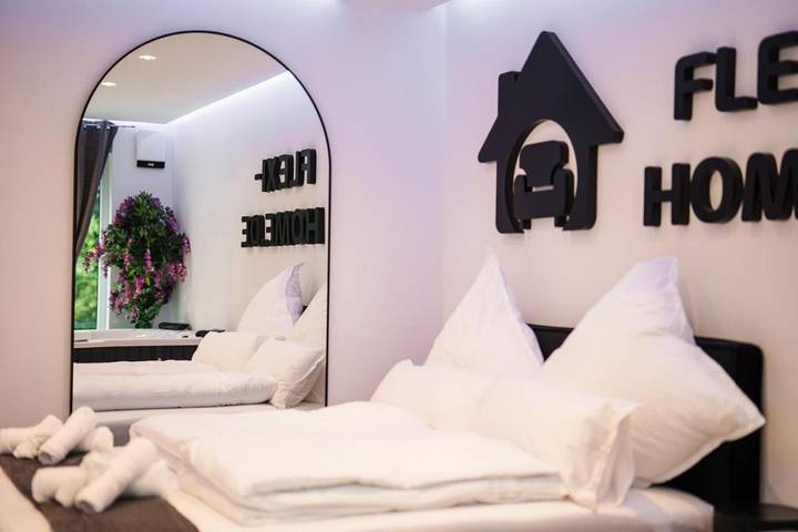Ferienwohnung für 2 Personen, mit Whirlpool und Ausblick in Bremer Freimarkt - 4