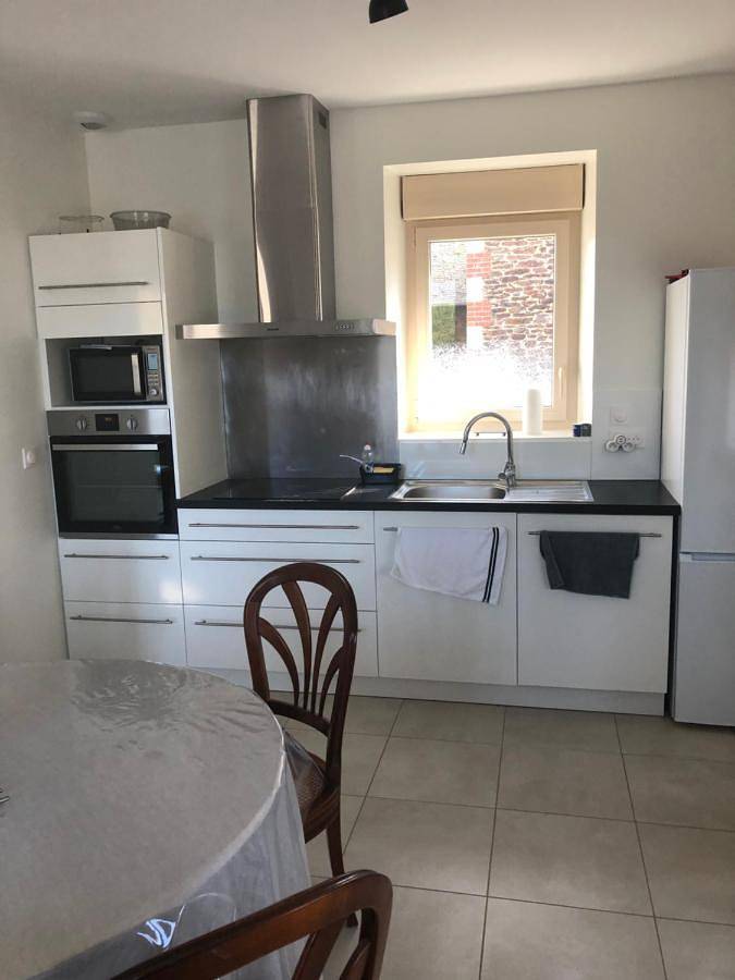 Gîte pour 6 personnes, avec vue dans Saint-Malon-sur-Mel - 3