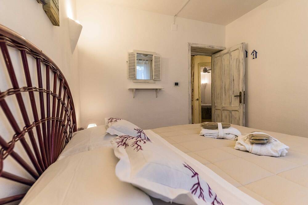 Villa Eva Baia Sardaigne Magnifique jardin avec piscine privée in Baja Sardinia, Arzachena