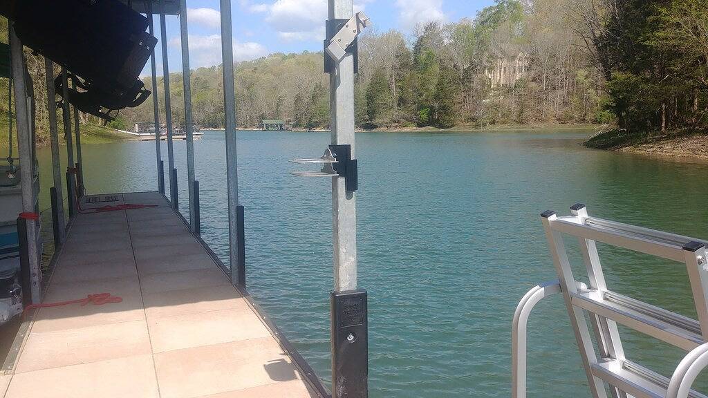 Cozy Comfort on Norris Lake - Tritoon/Jetski rental available - dock for free! in Norris Lake