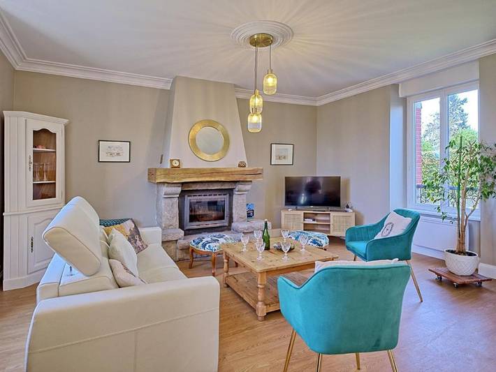 Location de vacances pour 8 personnes, avec Balcon ainsi que Terrasse et Jardin dans Plage du Royau