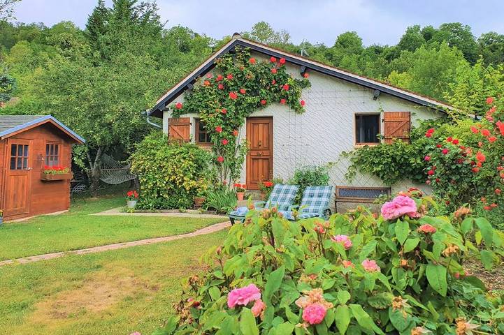 Gîte pour 2 personnes, avec jardin, animaux acceptés à Sainte-Geneviève-lès-Gasny