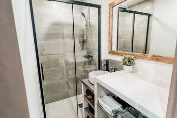 Gîte pour 5 personnes, avec terrasse dans Port De Frontignan