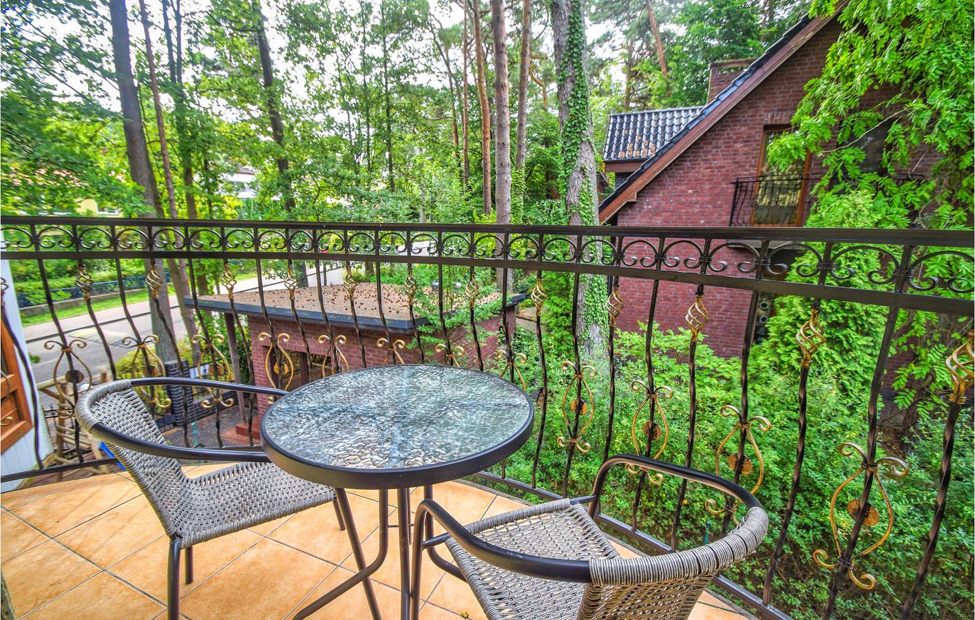 Ganze Ferienwohnung, Ferienwohnung für 6 Personen mit Terrasse in Pogorzelica, Powiat gryficki