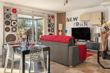 Location de vacances pour 4 personnes, avec terrasse et jardin à Couiza