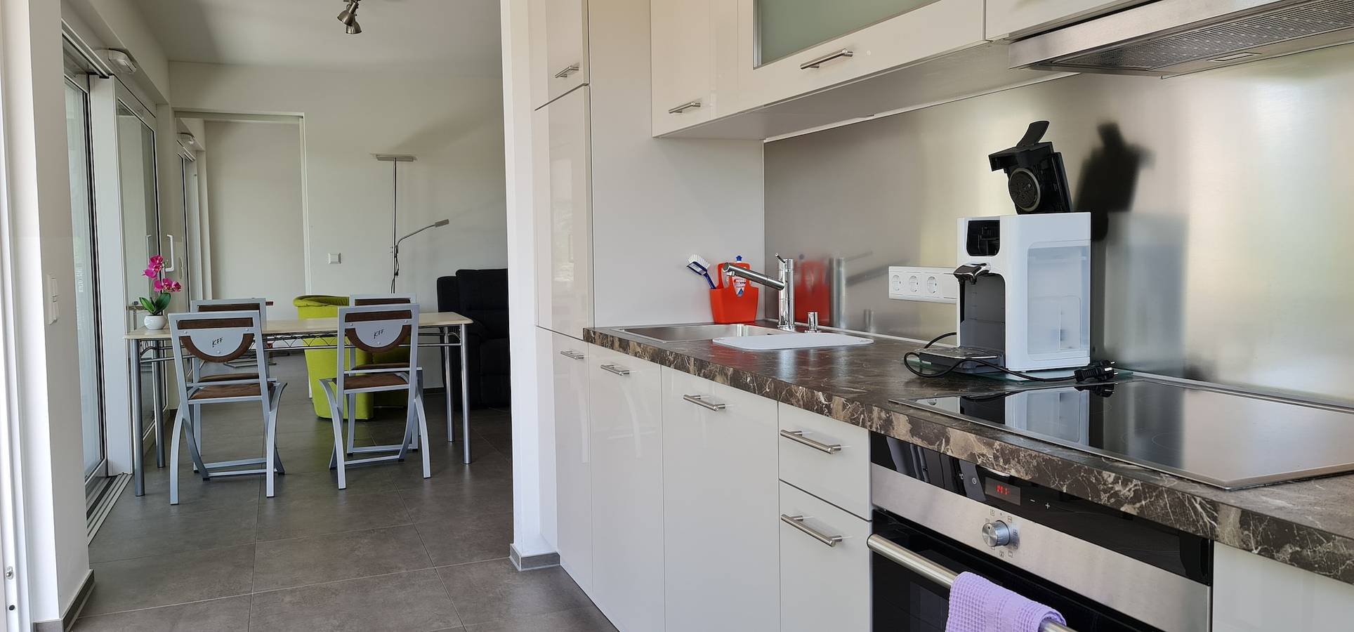 Ganze Wohnung, "Alpenblick 1 - Ferienwohnung" mit Bergblick, Wlan & Terrasse in Bodolz, Bayerisch Schwaben