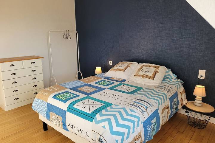 Location de vacances pour 7 personnes, avec terrasse et jardin dans Plage Penhors Pouldreuzic - 3