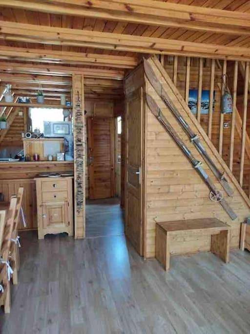 Chalet pour 10 personnes, avec vue et terrasse dans La Joue du Loup - 4