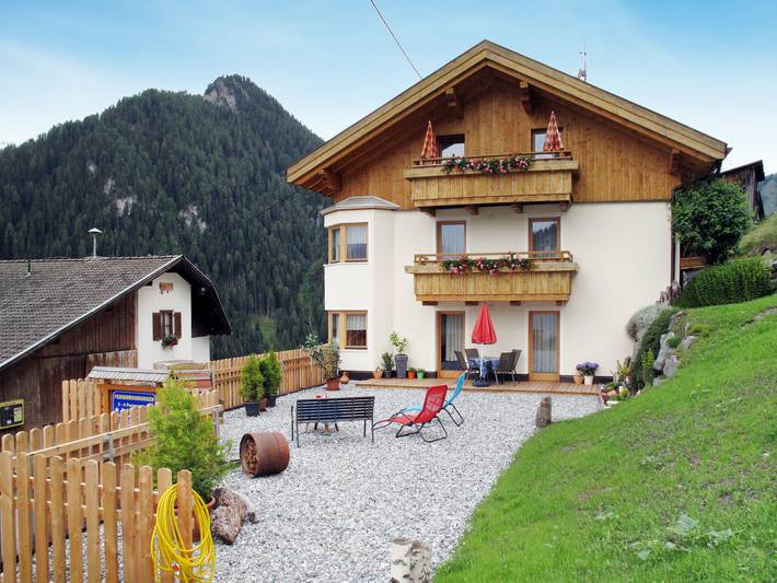 Ferienwohnung für 4 Personen, mit Terrasse und Garten sowie Sauna in den Schweizer Alpen - 2