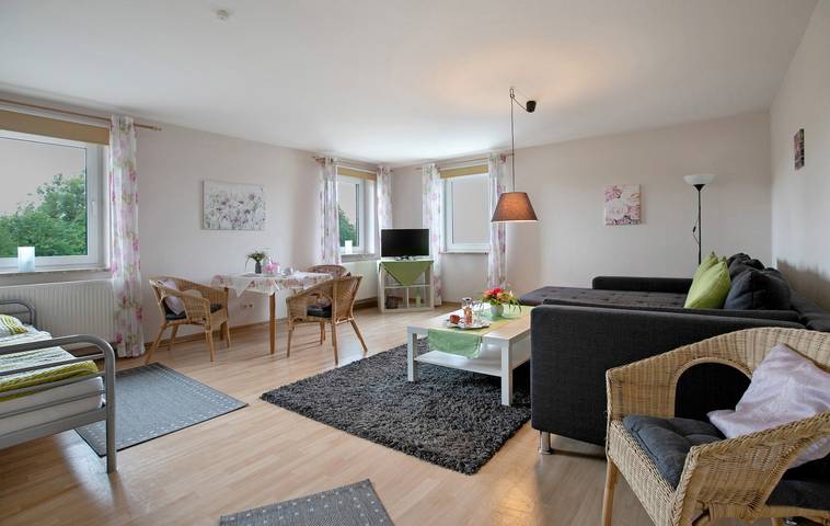 Entire apartment, Apartment 'Ferienwohnung Postel' with Shared Garden and Wi-Fi in Meldorf, Dithmarschen