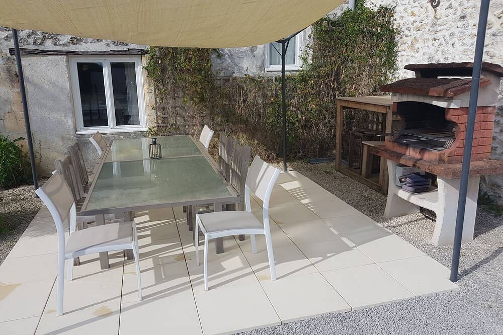 Casa rural en el corazón del Périgord cerca de Brantôme, Angulema, Périgueux y Bergerac in Cherval, Périgord Vert