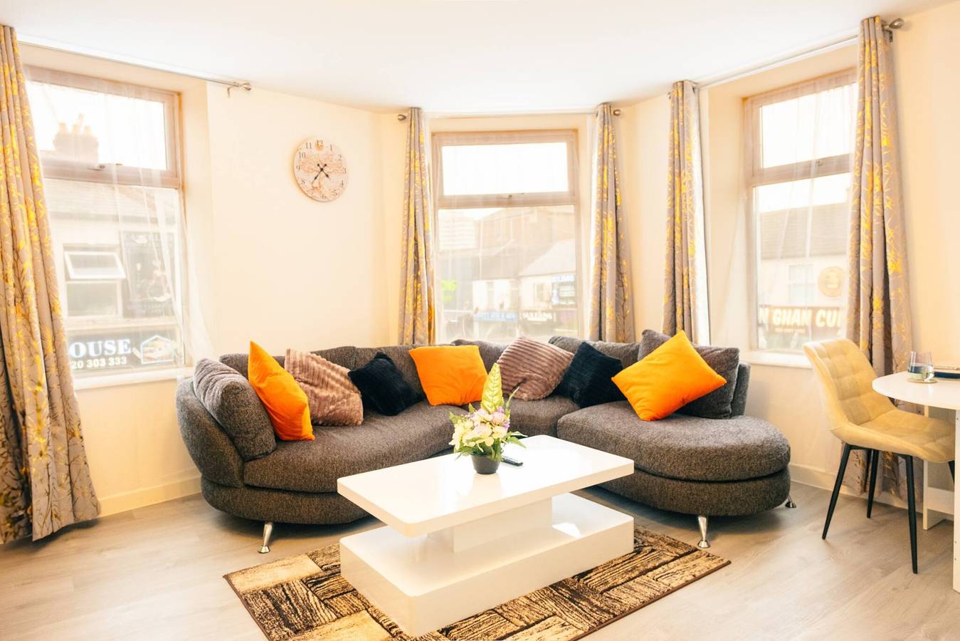 Entire apartment, Stylish Cardiff Flats  Near Uni  City Centre in Cardiff, Cardiff region