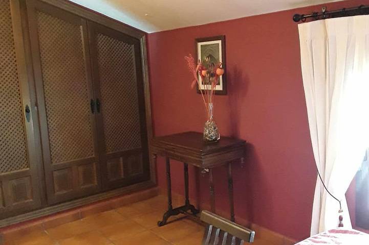 Apartamento entero, Zuliakhah Suite es ideal para una estancia en pareja. Se aceptan mascotas. in Ronda, Provincia de Málaga