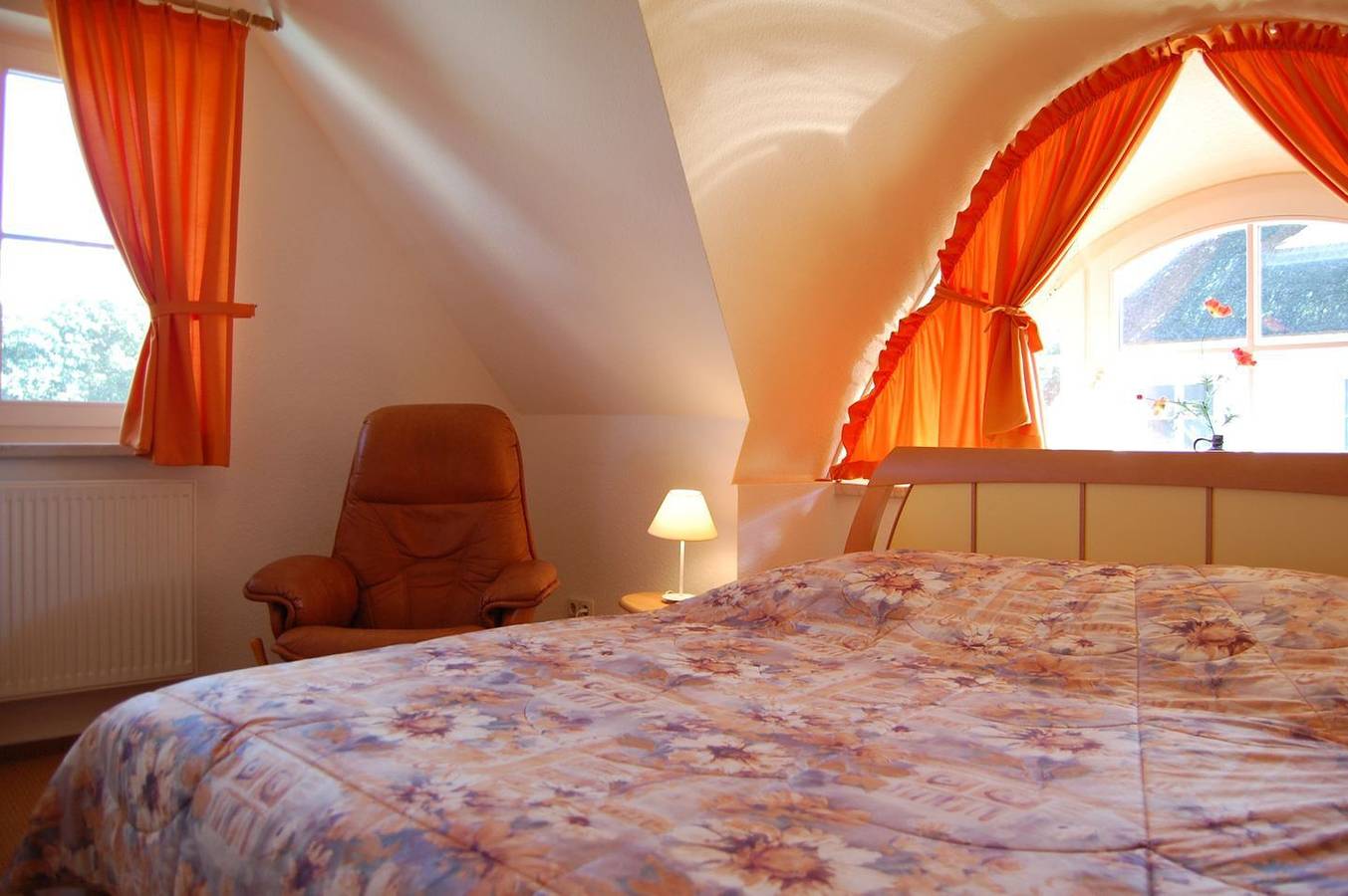 Ferienhaus "Boddenhus" - Doppelhaushälfte ca.70 m² Wohnfläche für 2-5 Personen in Born a. Darß, Born am Darß