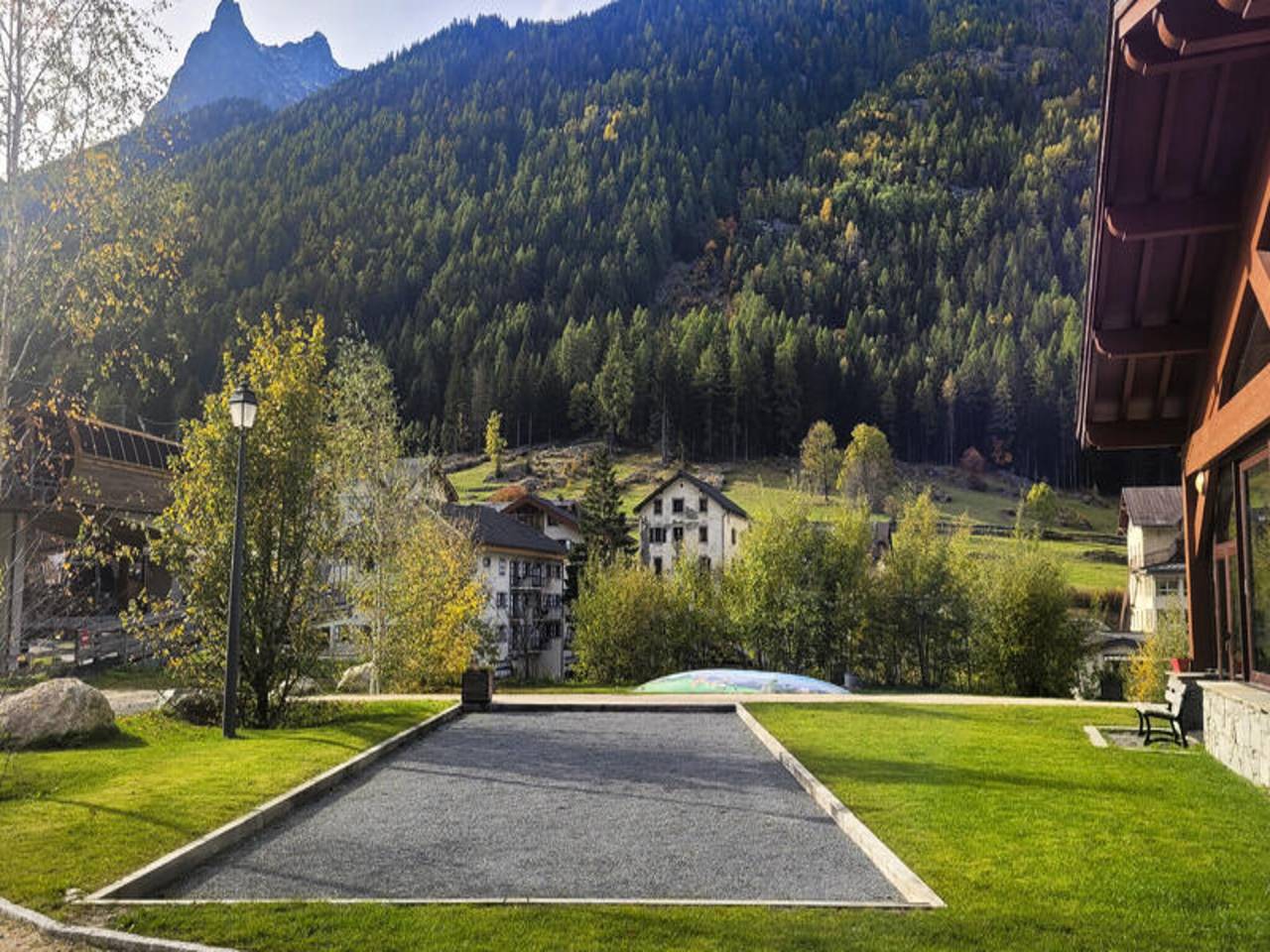 Apartamento entero, Apartamento en Vallorcine con Piscina Interior in Vallorcine, Macizo del Mont Blanc