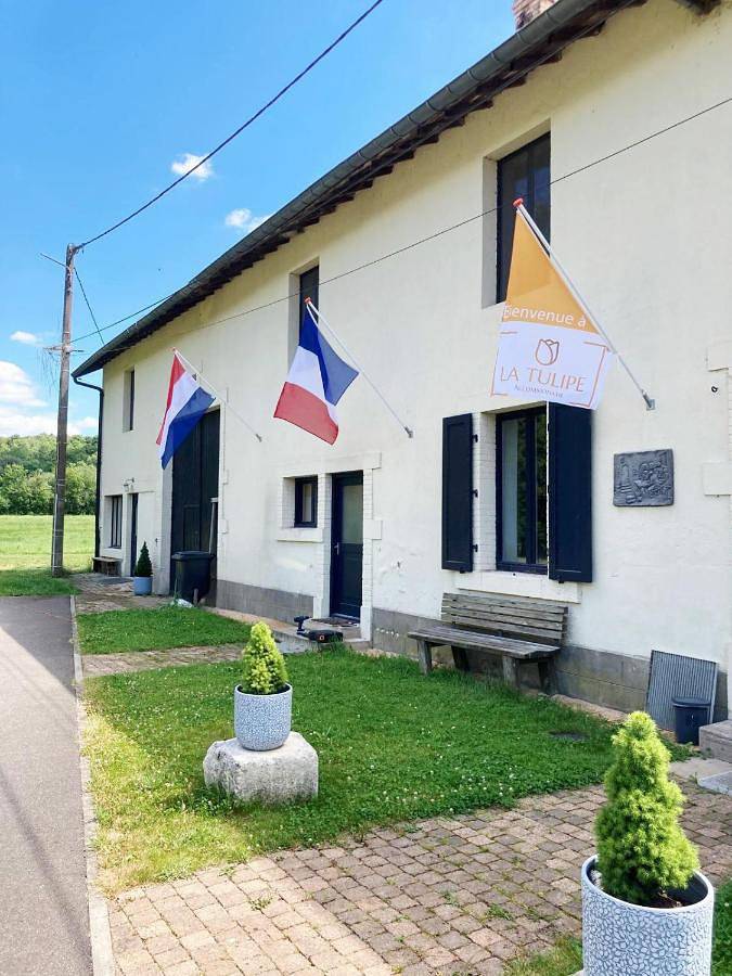 Gîte pour 2 personnes, avec piscine et jardin dans Seuzey - 3