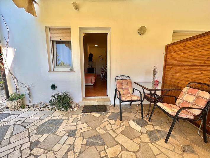 Ferienwohnung für 2 Personen, mit Terrasse, mit Haustier in Kvarner Bucht