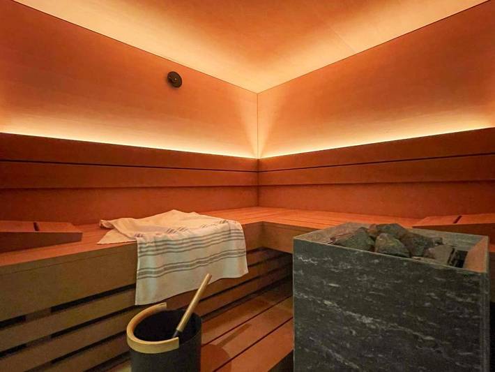 Ganze Ferienwohnung, Ferienwohnung h9 Tal mit Privatsauna und Bergblick in Garmisch-Partenkirchen, Bayerische Alpen