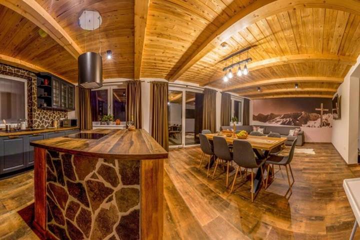 Chalet für 20 Personen, mit Balkon und Whirlpool sowie Terrasse und Garten in der Slowakei - 2