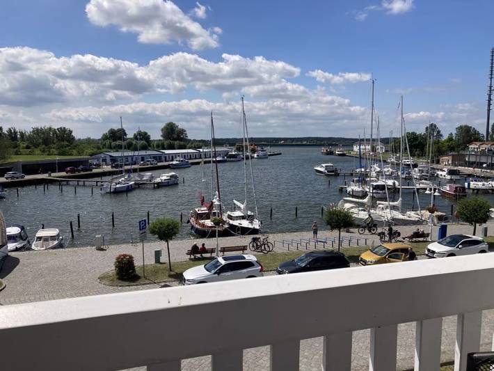 Ferienwohnung für 3 Personen, mit Ausblick und Balkon in Karlshagen