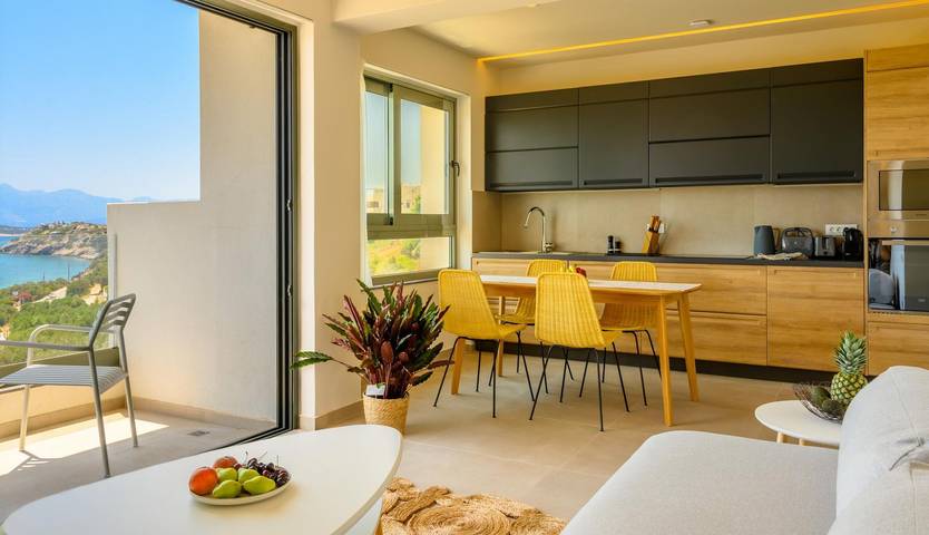 Gîte pour 6 personnes, avec piscine ainsi que jardin et terrasse à Agios Nikolaos - 4