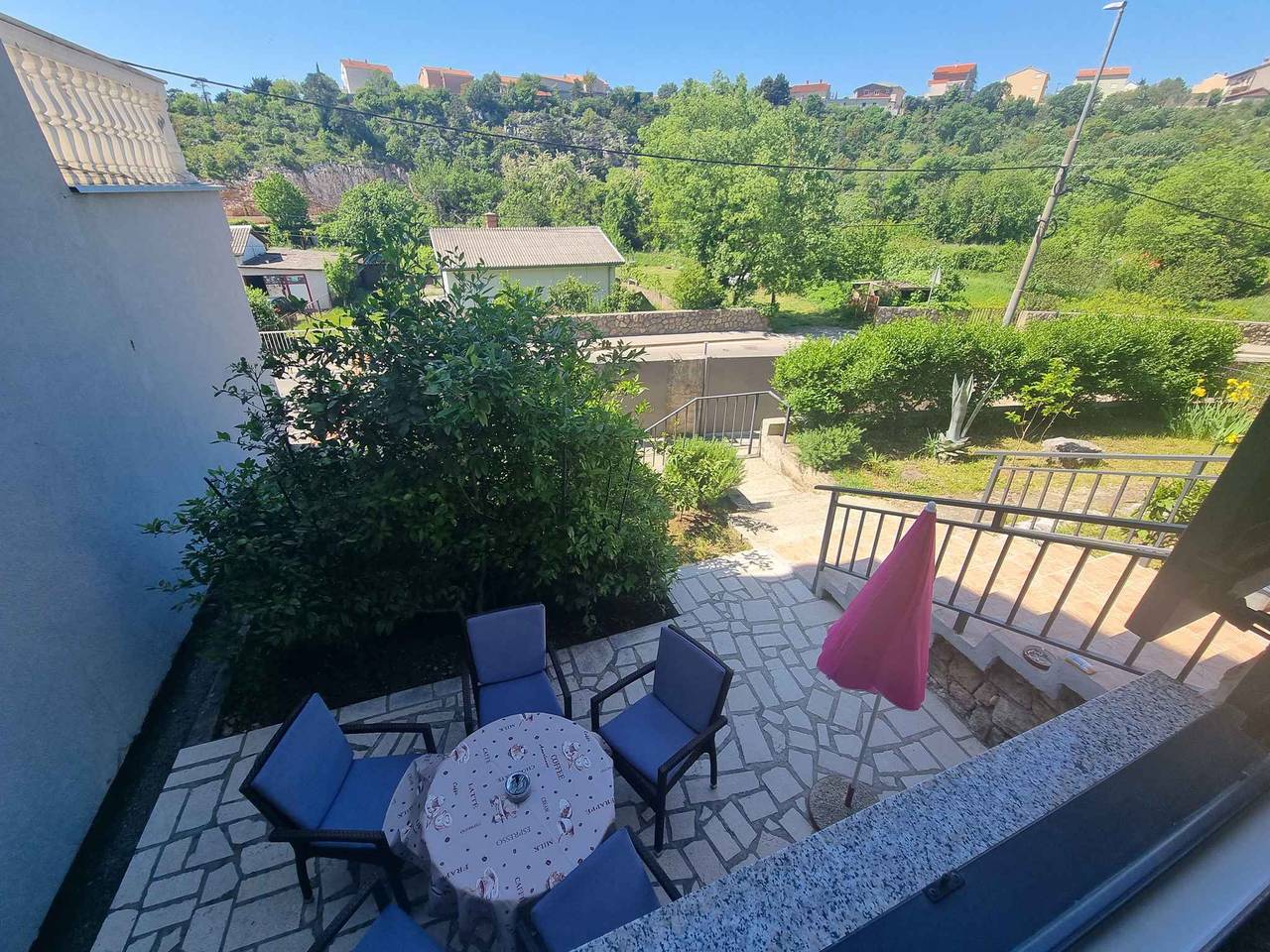 Ganze Ferienwohnung, Ferienwohnung für 4-5 Personen mit Terrasse  in Novi Vinodolski, Primorje-Gorski Kotar