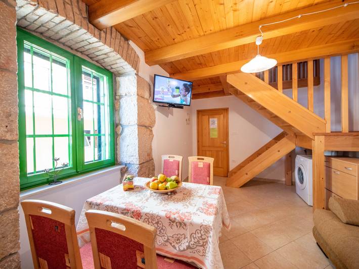 Ferienwohnung für 4 Personen, mit Terrasse in Moscenicka Draga - 2