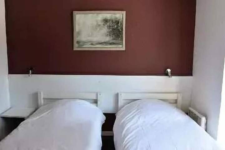 Hôtel pour 4 personnes dans Bombannes