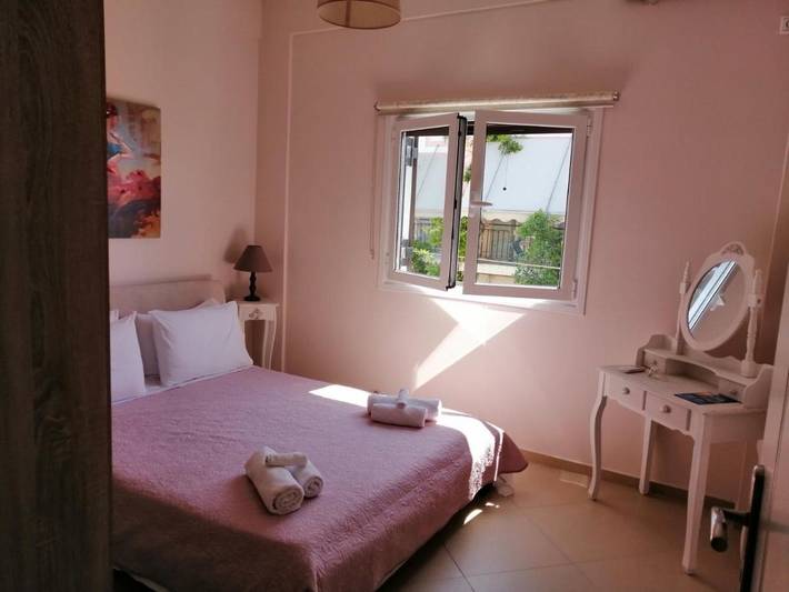 Gîte pour 4 personnes, avec balcon et vue dans Perdika - 3