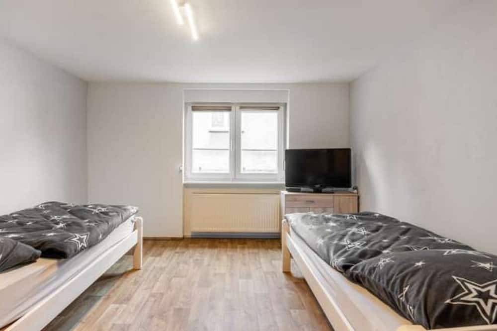 Ganze Wohnung, Große Ferienwohnung mitten in Bad Belzig in Bad Belzig, Fläming