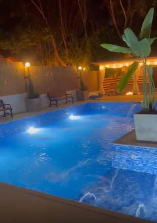 Holiday apartment for 4 people, with view and pool as well as garden - 1