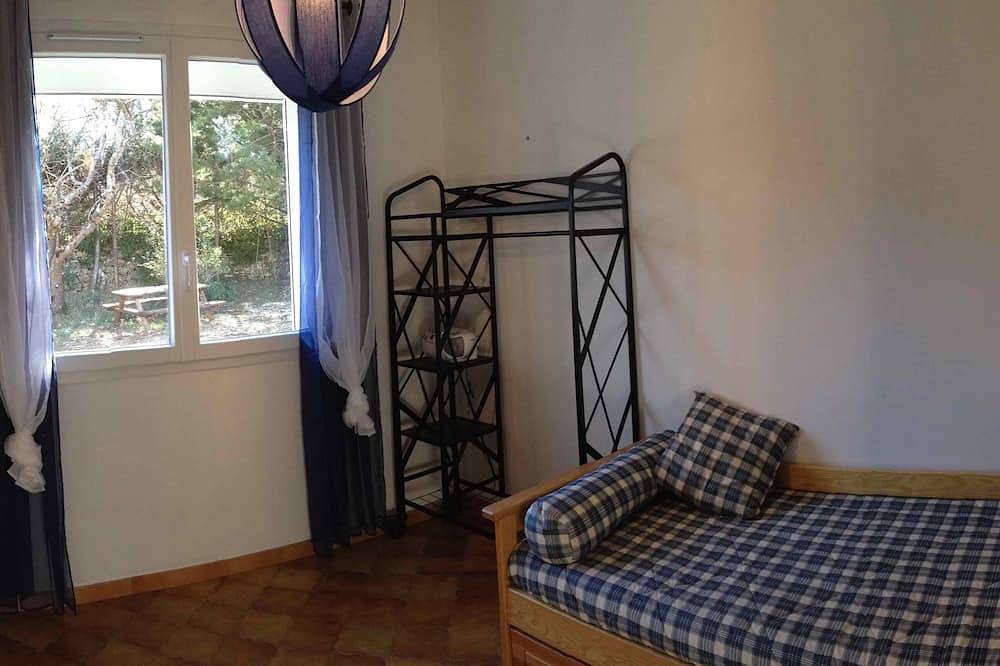 Villa con piscina, amplia terraza, todas las comodidades, jardín cerrado, tranquilo, uso exclusivo in Forcalqueiret, Región Brignoles