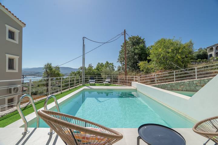 Gîte pour 4 personnes, avec Balcon à Leucade - 2