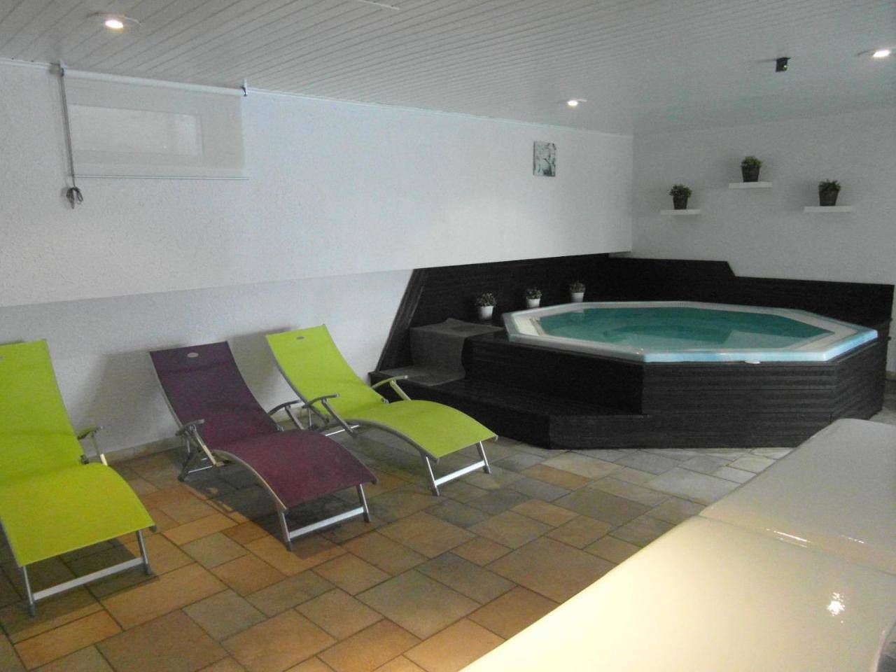 Spa Hôtel Restaurant Au Lion d'Or in La Petite-Pierre, Région de Saverne