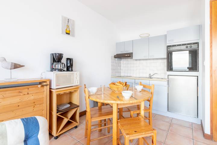 Estudio entero, Studio avec grande terrasse et vue mer pour 3 in Pléneuf-Val-André, Côte d’Émeraude